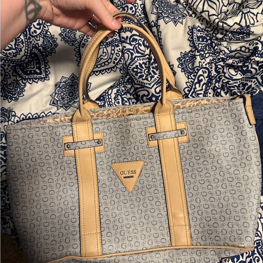 GUESS Beige and Tan Signature Tote